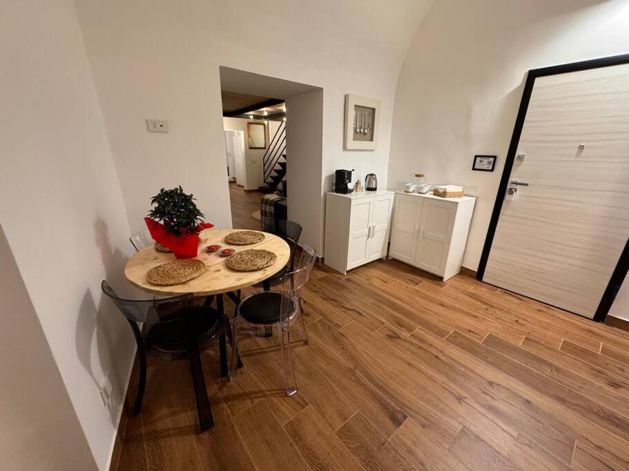 Domus Miraculi: Casa Storica Nel Cuore Di Napoli Ngoại thất bức ảnh